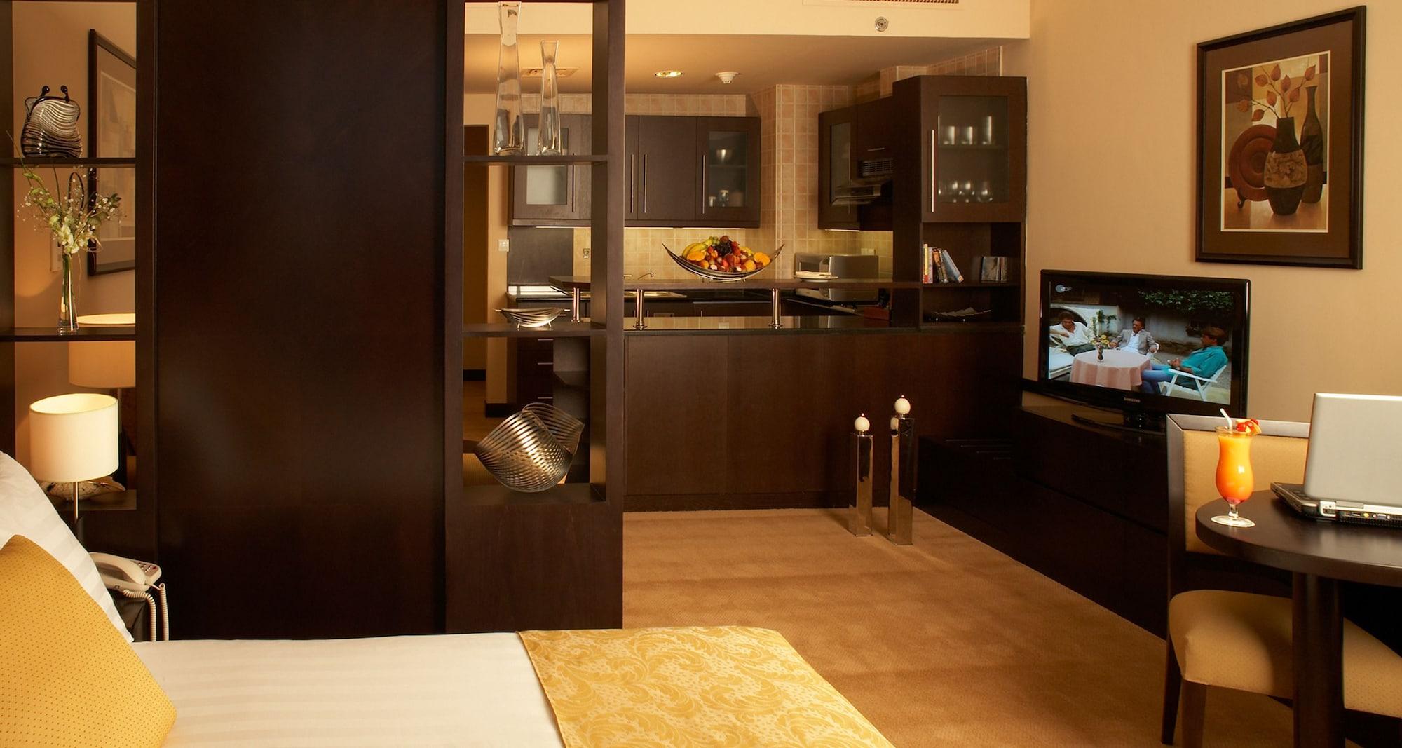 Al Manzel Hotel Apartments Abu Dhabi Exterior photo