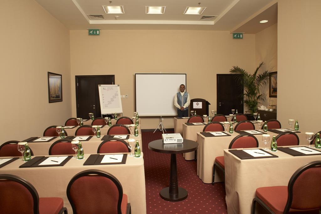 Al Manzel Hotel Apartments Abu Dhabi Exterior photo